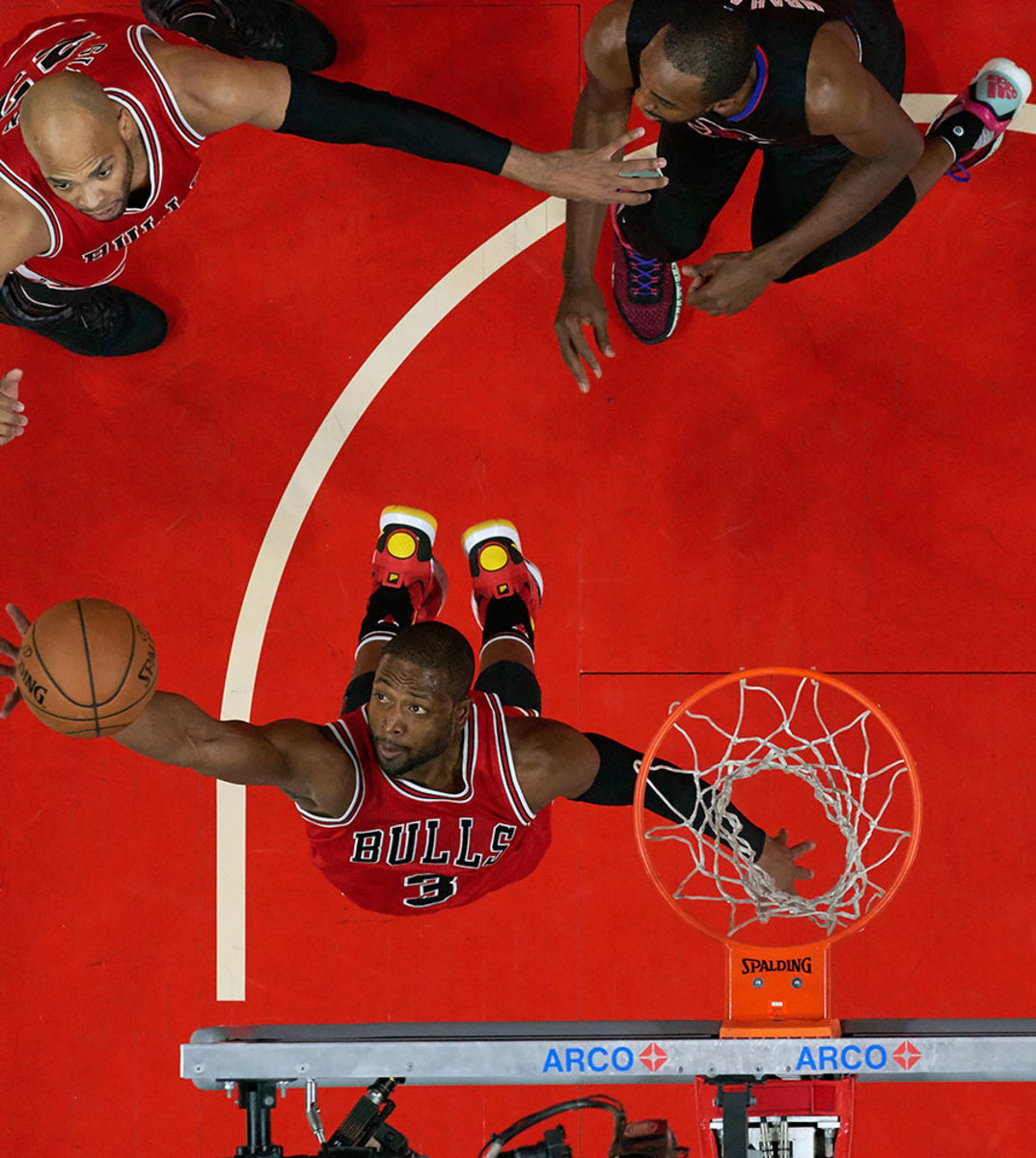 2016-1119-Dwyane-Wade-SI622_TK1_03451.jpg